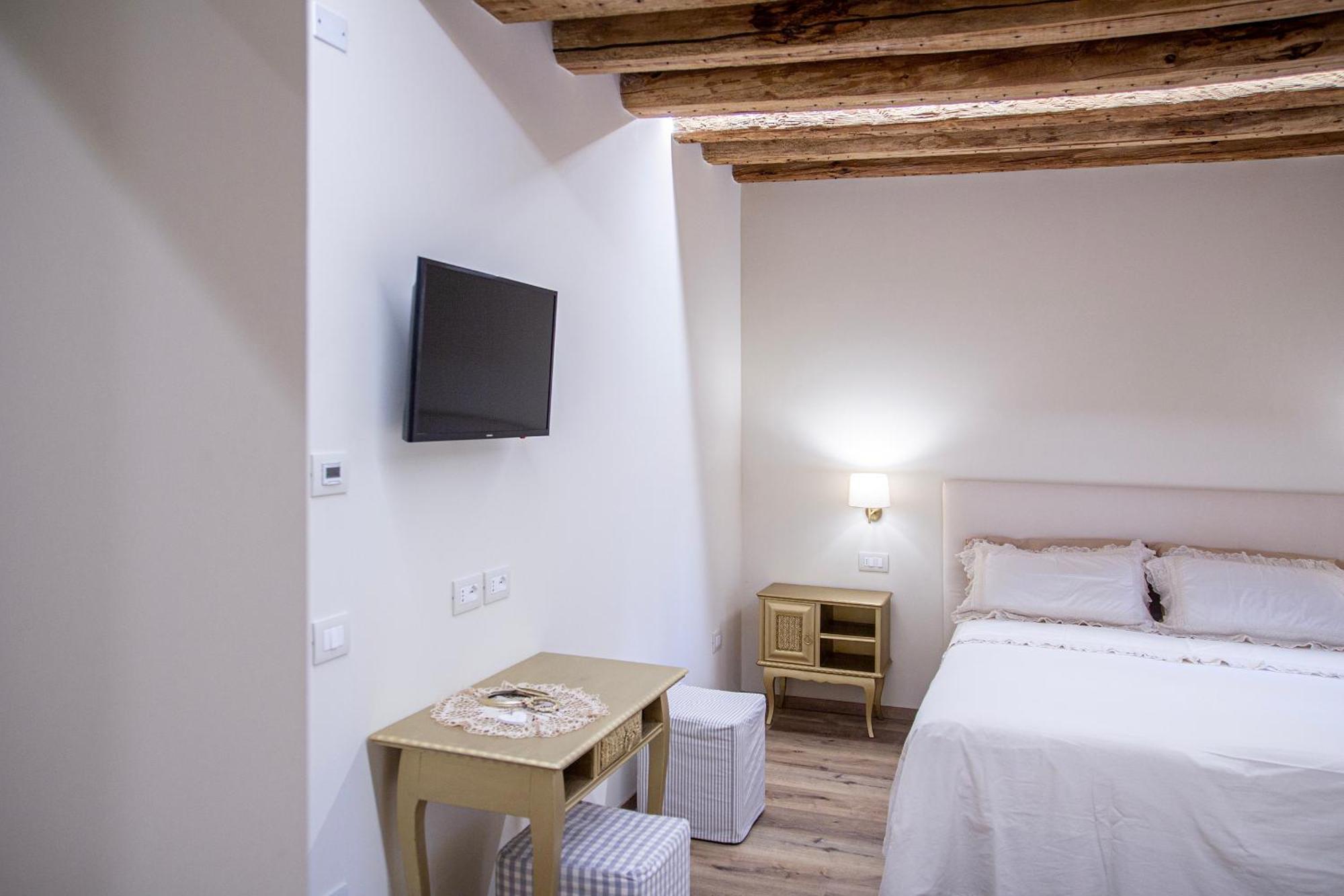 Alloggi I Calieroni Valstagna Kamer foto
