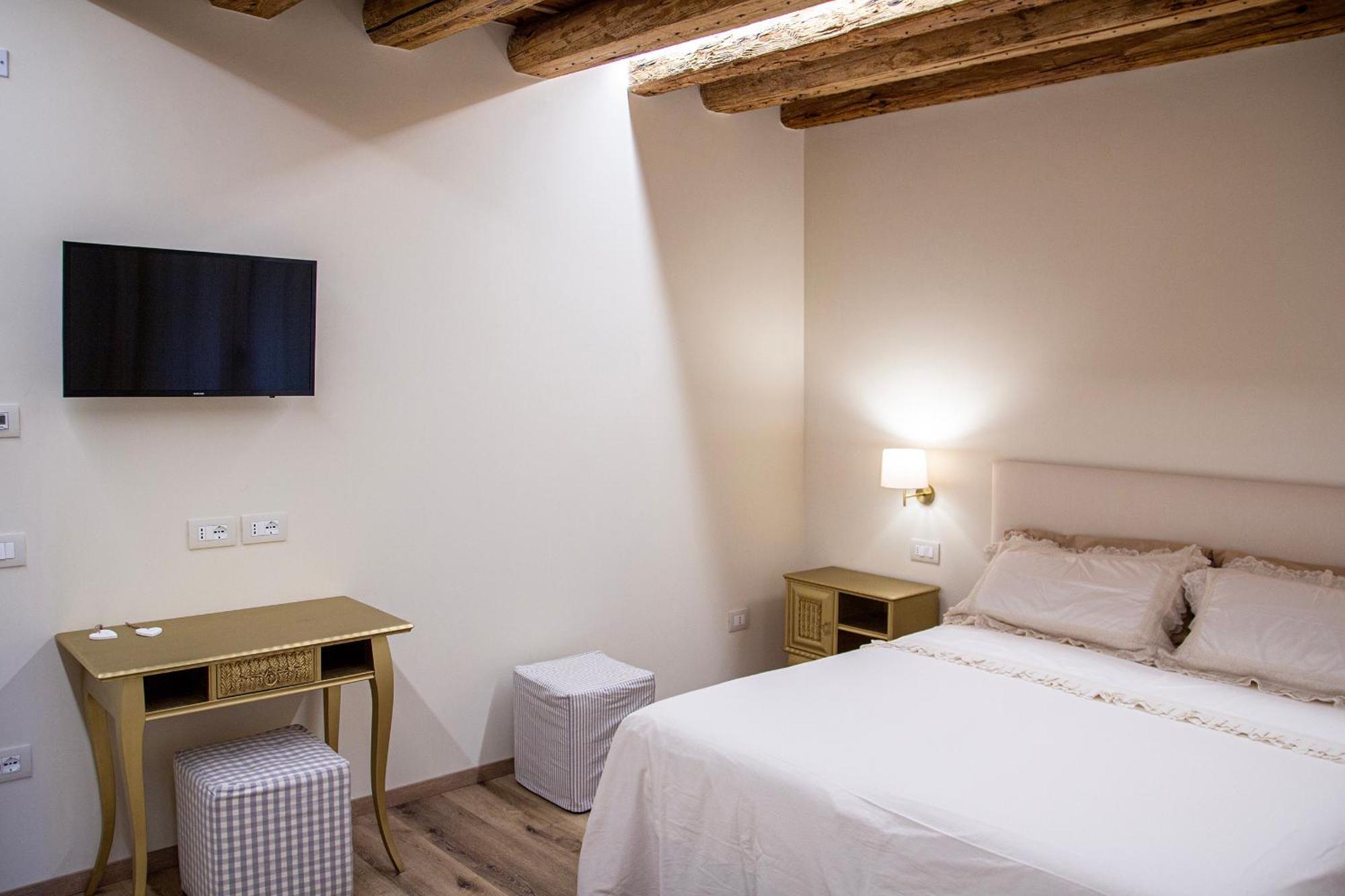 Alloggi I Calieroni Valstagna Kamer foto